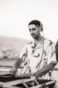 Lire la suite à propos de l’article Votre Expert DJ pour Événements à Lille, Reims et les Ardennes